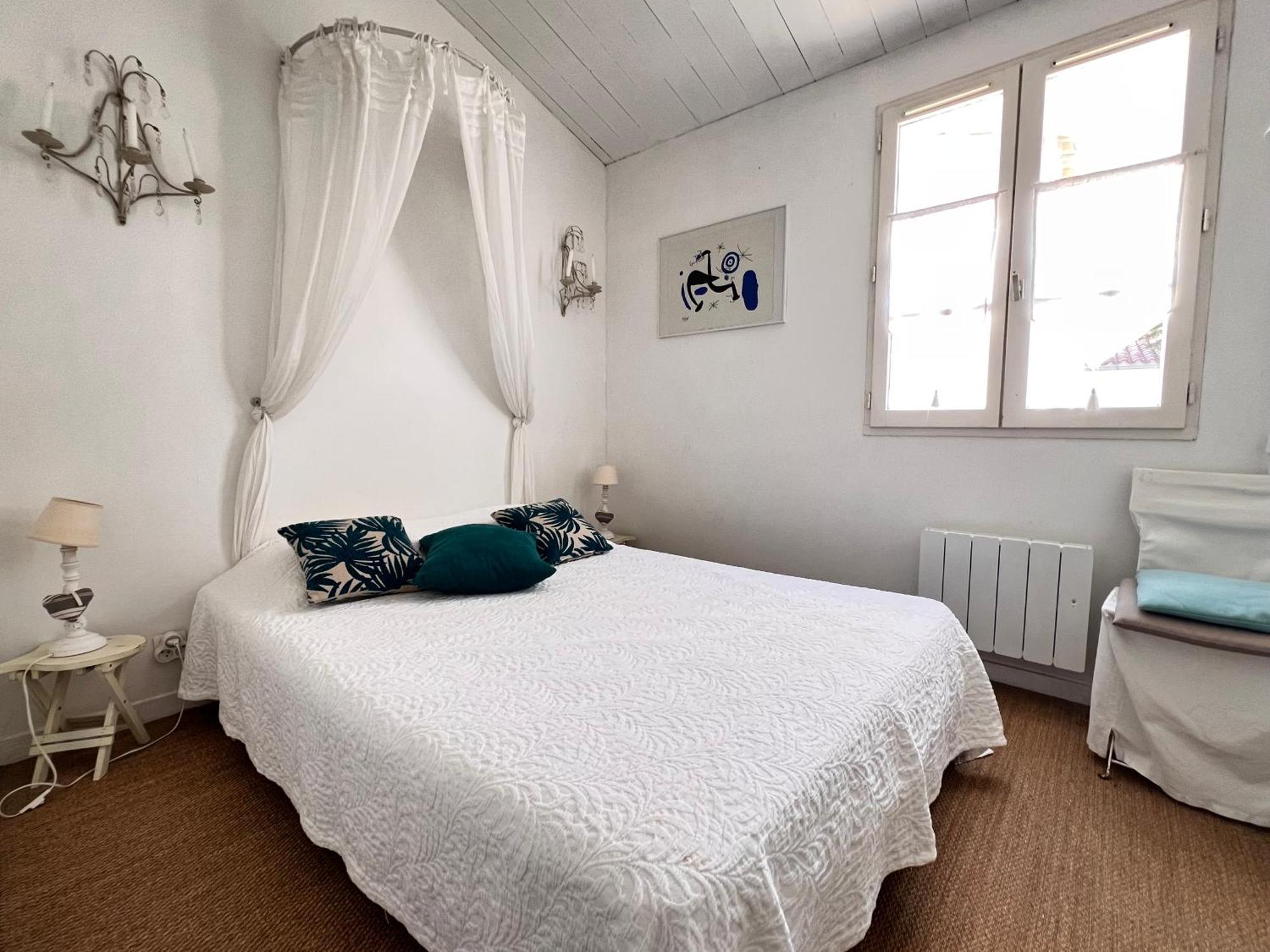 Appartement Liseron Saint-Martin-de-Ré Екстериор снимка